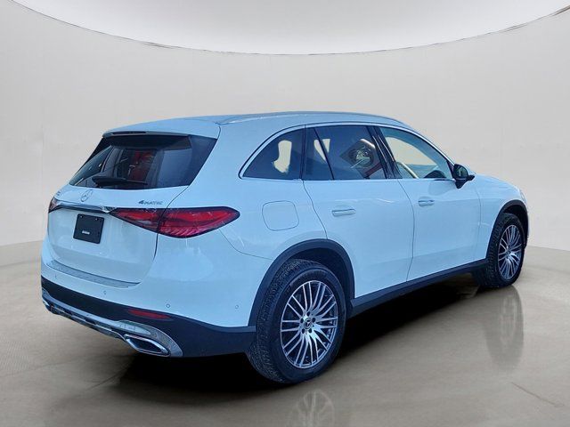 2023 Mercedes-Benz GLC 300