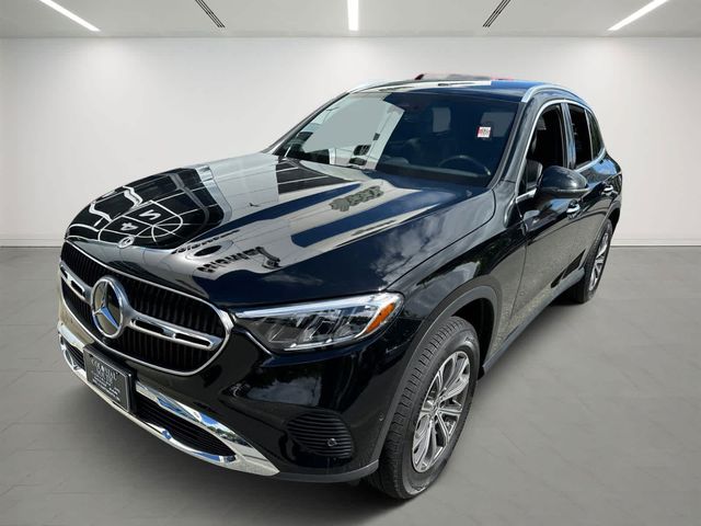 2023 Mercedes-Benz GLC 300