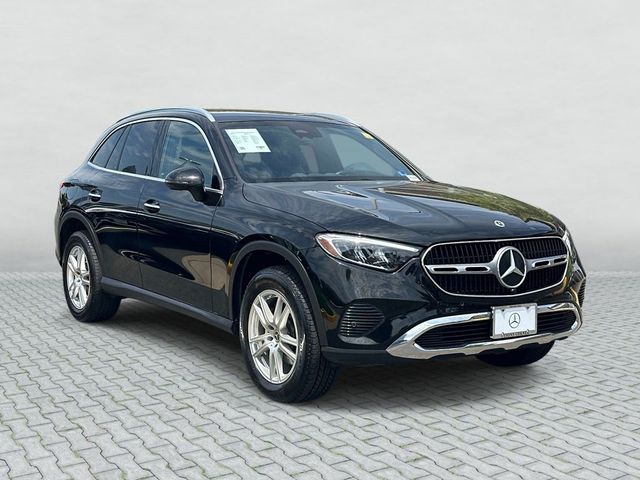 2023 Mercedes-Benz GLC 300