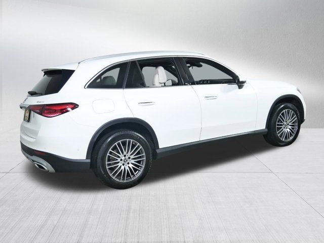 2023 Mercedes-Benz GLC 300