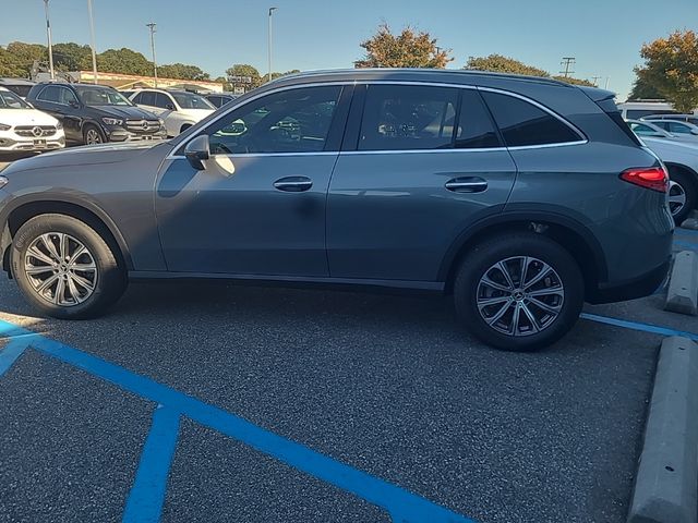 2023 Mercedes-Benz GLC 300