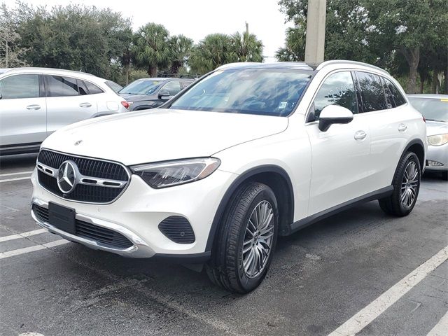 2023 Mercedes-Benz GLC 300