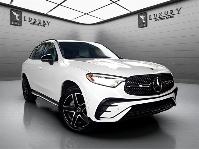 2023 Mercedes-Benz GLC 300