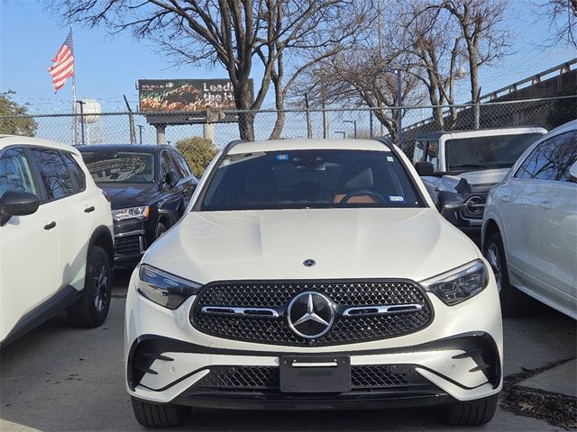 2023 Mercedes-Benz GLC 300