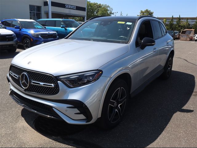 2023 Mercedes-Benz GLC 300