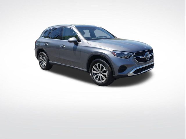 2023 Mercedes-Benz GLC 300