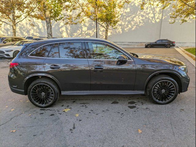 2023 Mercedes-Benz GLC 300