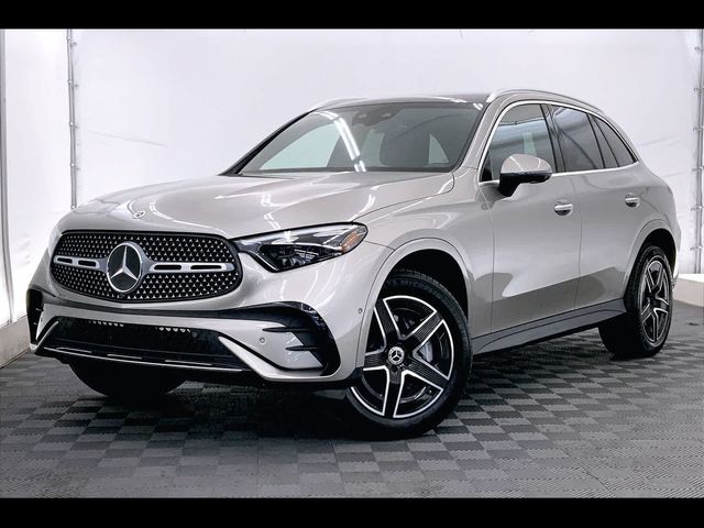 2023 Mercedes-Benz GLC 300