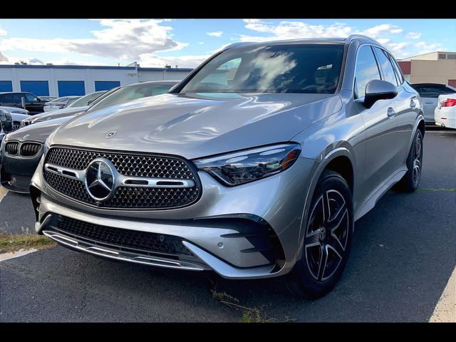 2023 Mercedes-Benz GLC 300