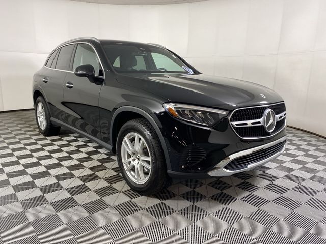 2023 Mercedes-Benz GLC 300