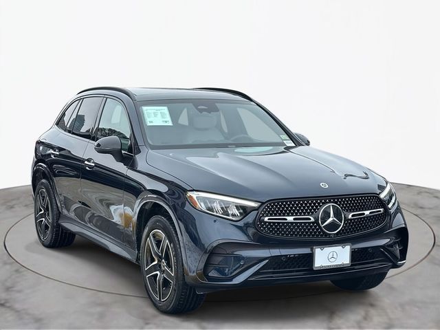 2023 Mercedes-Benz GLC 300