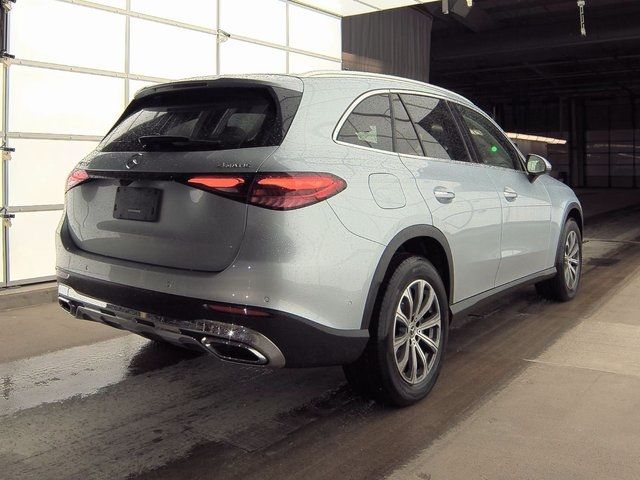 2023 Mercedes-Benz GLC 300