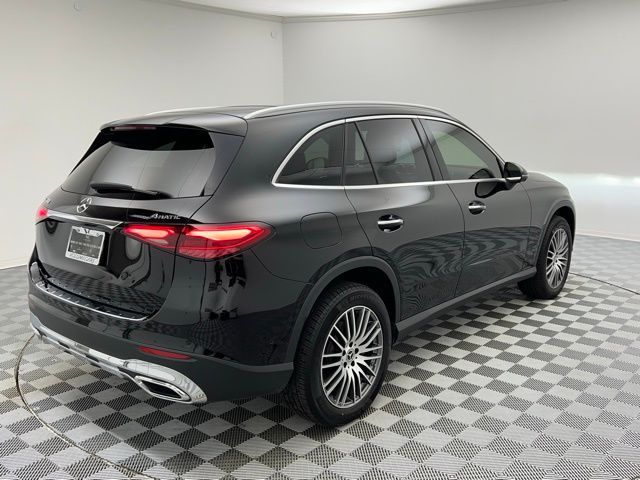 2023 Mercedes-Benz GLC 300