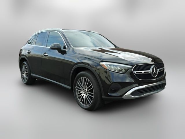 2023 Mercedes-Benz GLC 300