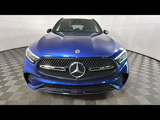 2023 Mercedes-Benz GLC 300