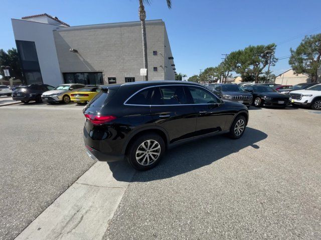 2023 Mercedes-Benz GLC 300