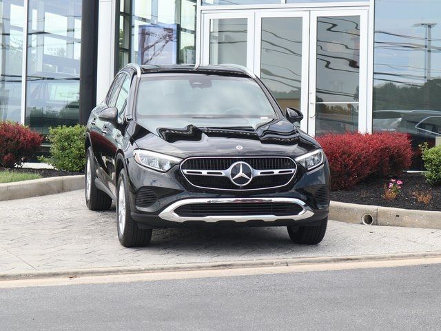 2023 Mercedes-Benz GLC 300