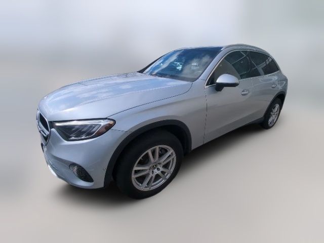 2023 Mercedes-Benz GLC 300