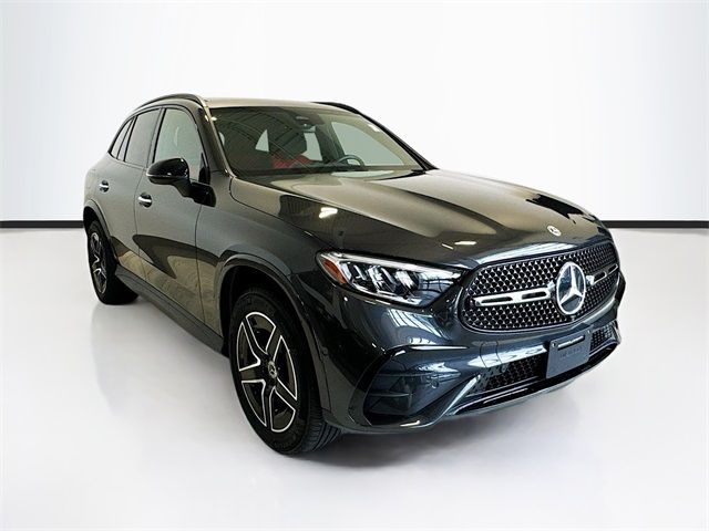 2023 Mercedes-Benz GLC 300