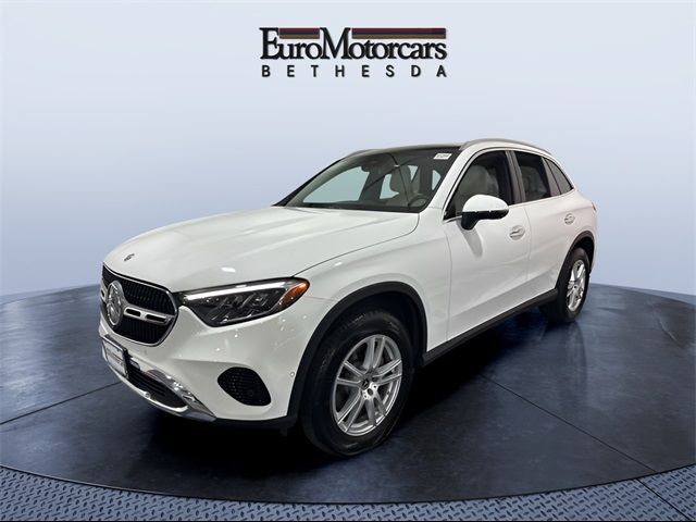 2023 Mercedes-Benz GLC 300