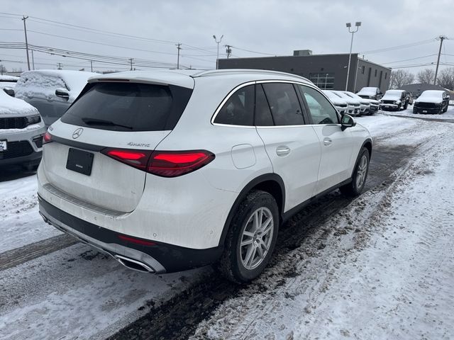 2023 Mercedes-Benz GLC 300