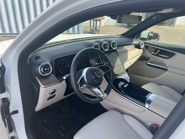 2023 Mercedes-Benz GLC 300