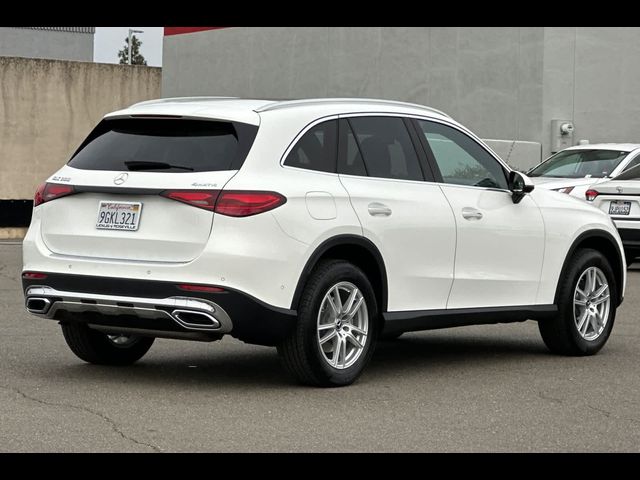 2023 Mercedes-Benz GLC 300