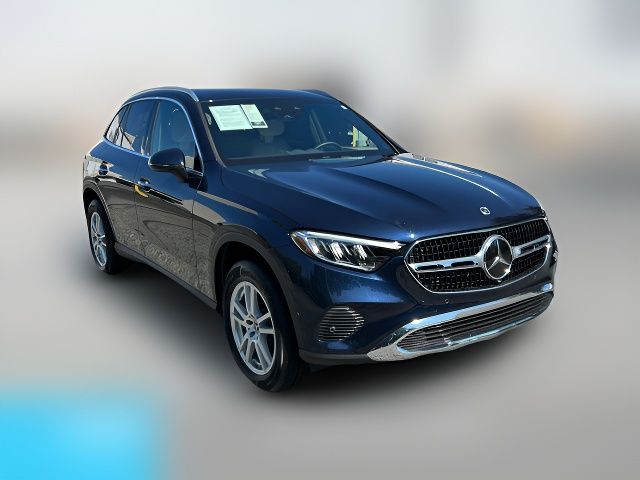 2023 Mercedes-Benz GLC 300