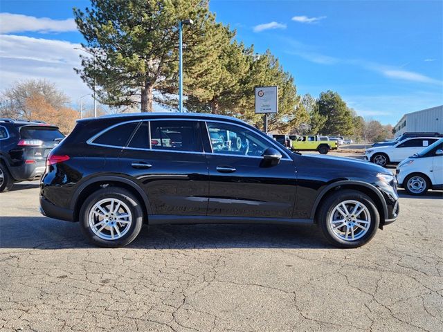 2023 Mercedes-Benz GLC 300