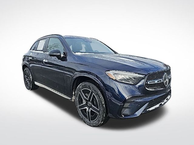 2023 Mercedes-Benz GLC 300