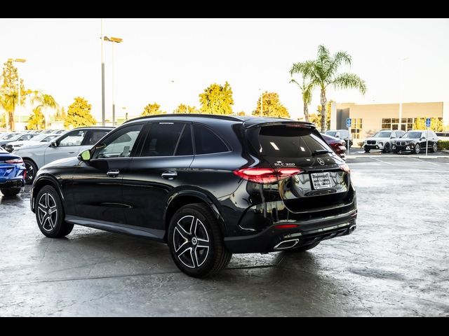 2023 Mercedes-Benz GLC 300