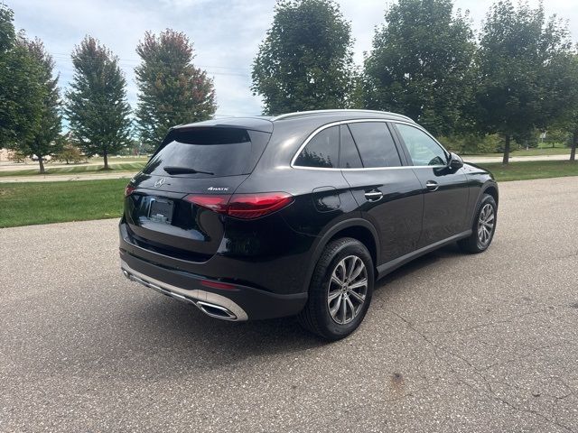 2023 Mercedes-Benz GLC 300