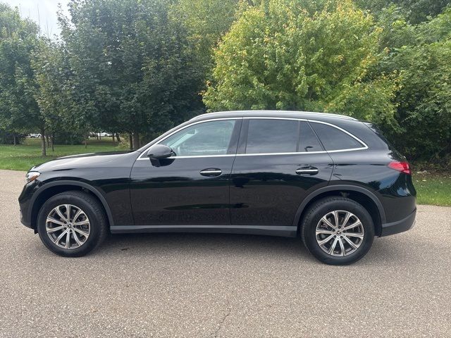 2023 Mercedes-Benz GLC 300