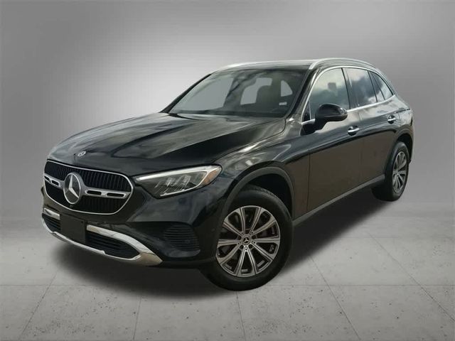 2023 Mercedes-Benz GLC 300