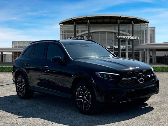 2023 Mercedes-Benz GLC 300