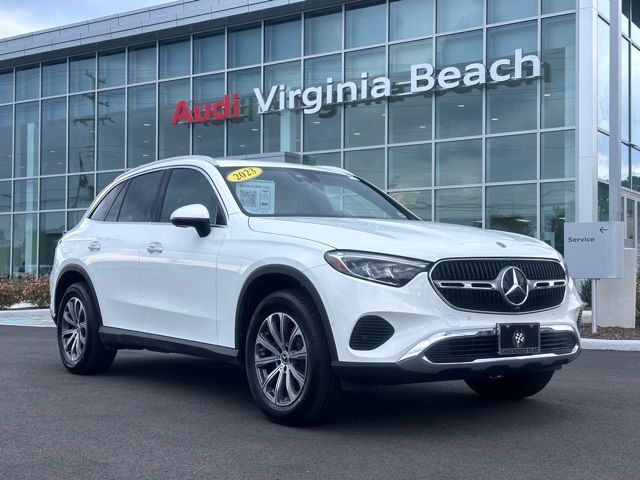 2023 Mercedes-Benz GLC 300