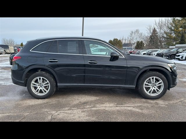 2023 Mercedes-Benz GLC 300