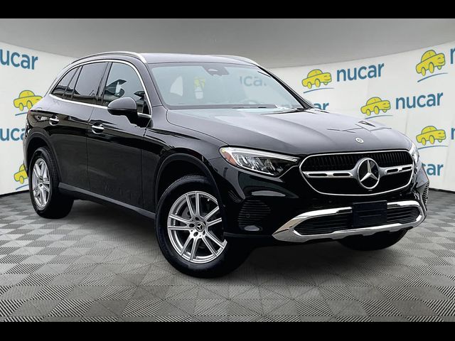 2023 Mercedes-Benz GLC 300