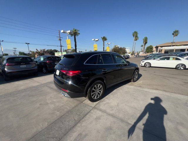 2023 Mercedes-Benz GLC 300