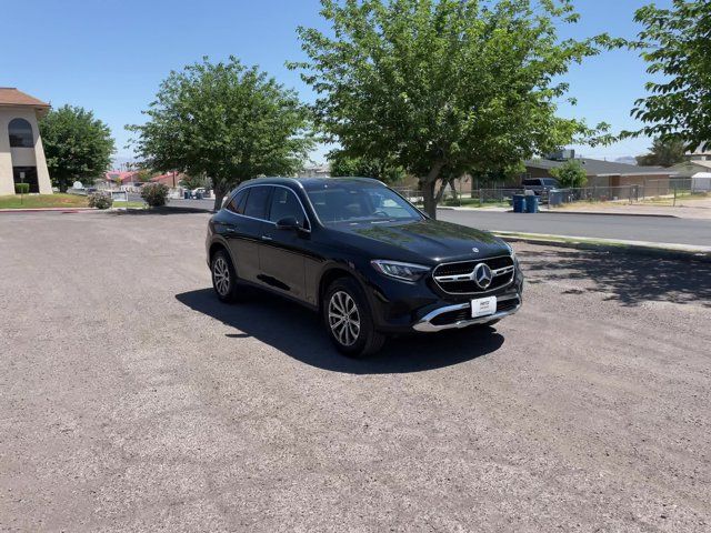 2023 Mercedes-Benz GLC 300