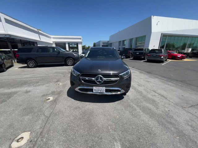 2023 Mercedes-Benz GLC 300