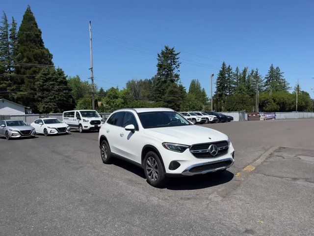 2023 Mercedes-Benz GLC 300