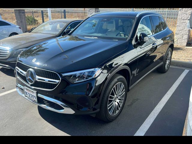 2023 Mercedes-Benz GLC 300