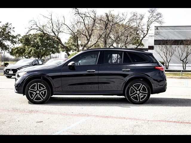 2023 Mercedes-Benz GLC 300