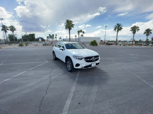 2023 Mercedes-Benz GLC 300