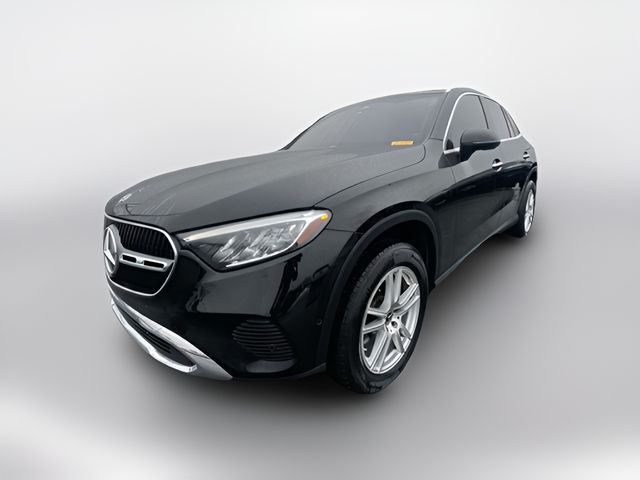 2023 Mercedes-Benz GLC 300