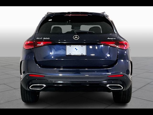 2023 Mercedes-Benz GLC 300