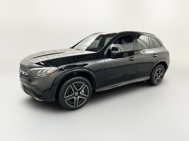 2023 Mercedes-Benz GLC 300