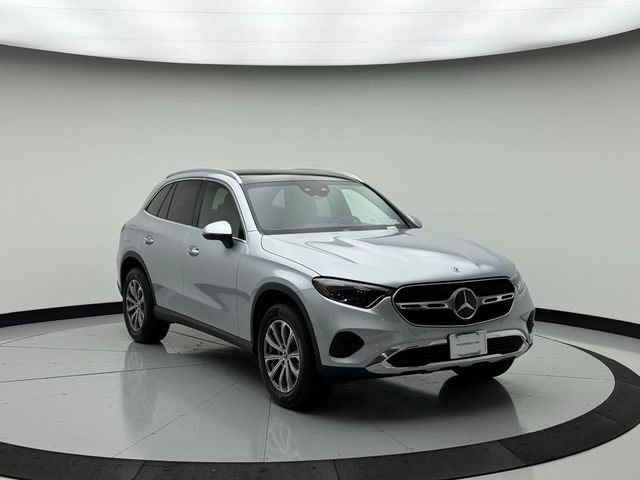 2023 Mercedes-Benz GLC 300