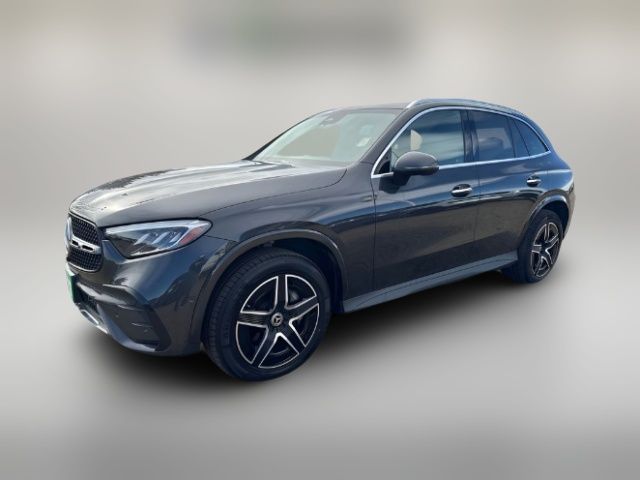 2023 Mercedes-Benz GLC 300